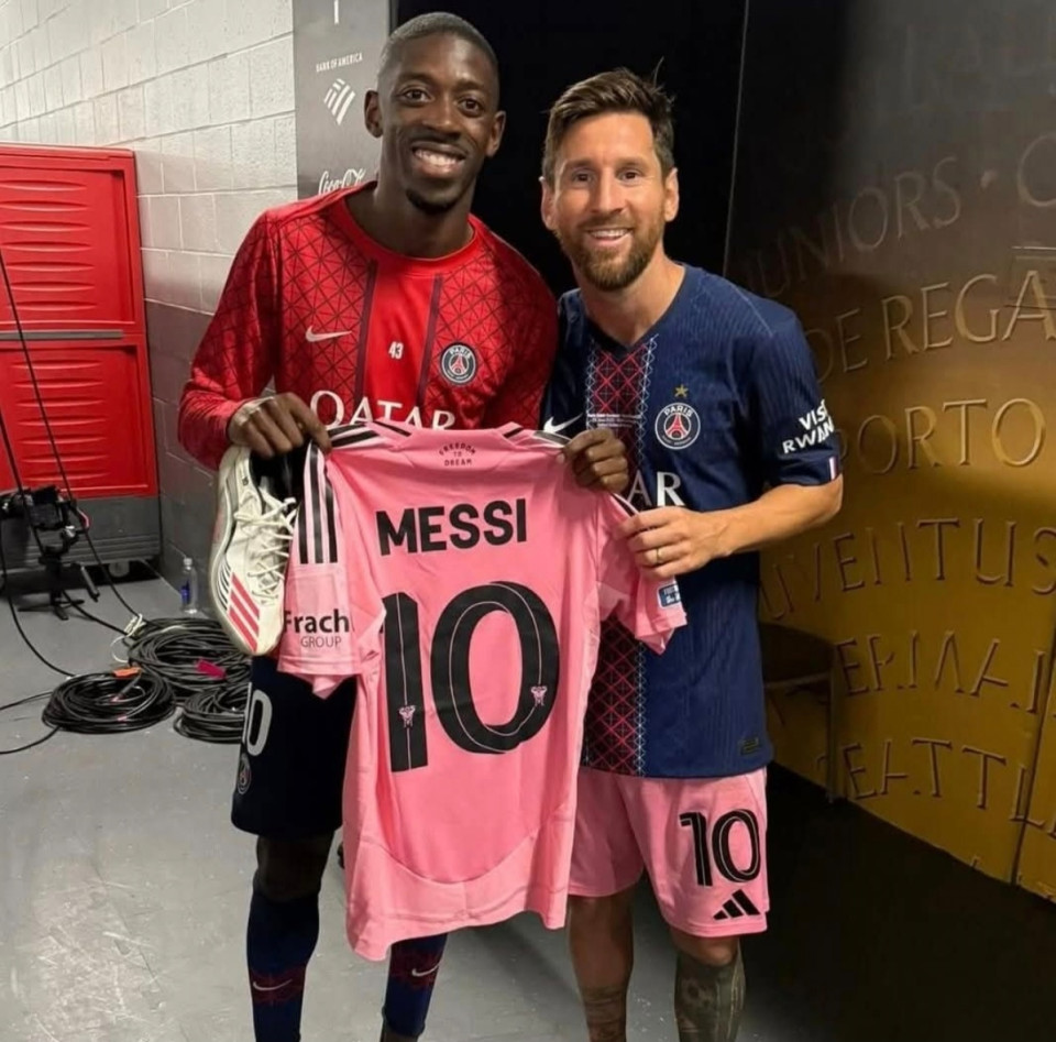 Dembélé: „Milyen jó újra látni téged, Messi. Minden idők legnagyobb játékosa. Remélem, hogy továbbra is történelmet írsz az Inter Miamival, ahogy a klubvilágbajnokságon is tetted.”