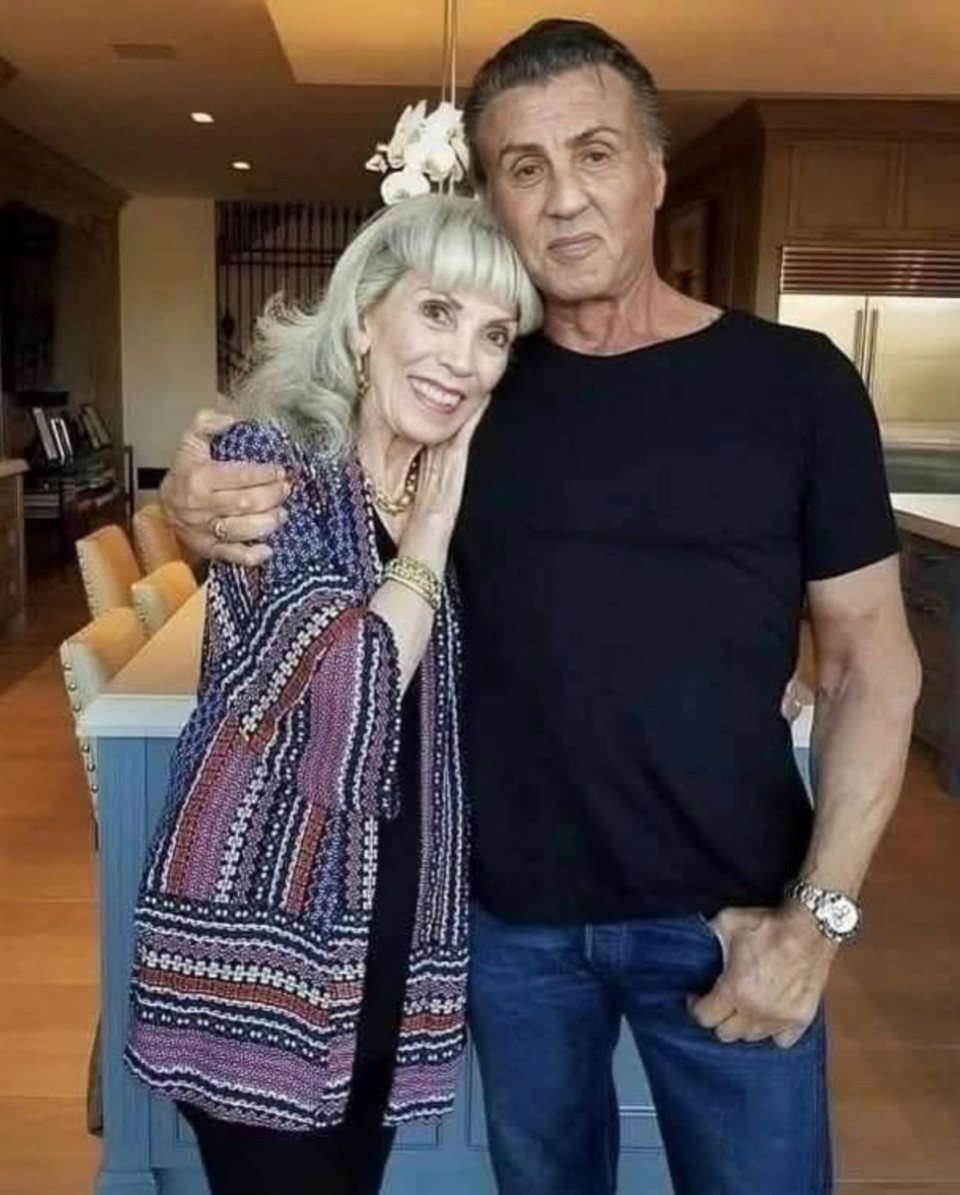 Sylvester Stallone 79 és Talia Shire 78 éves. Rocky és Adriana 🧡
