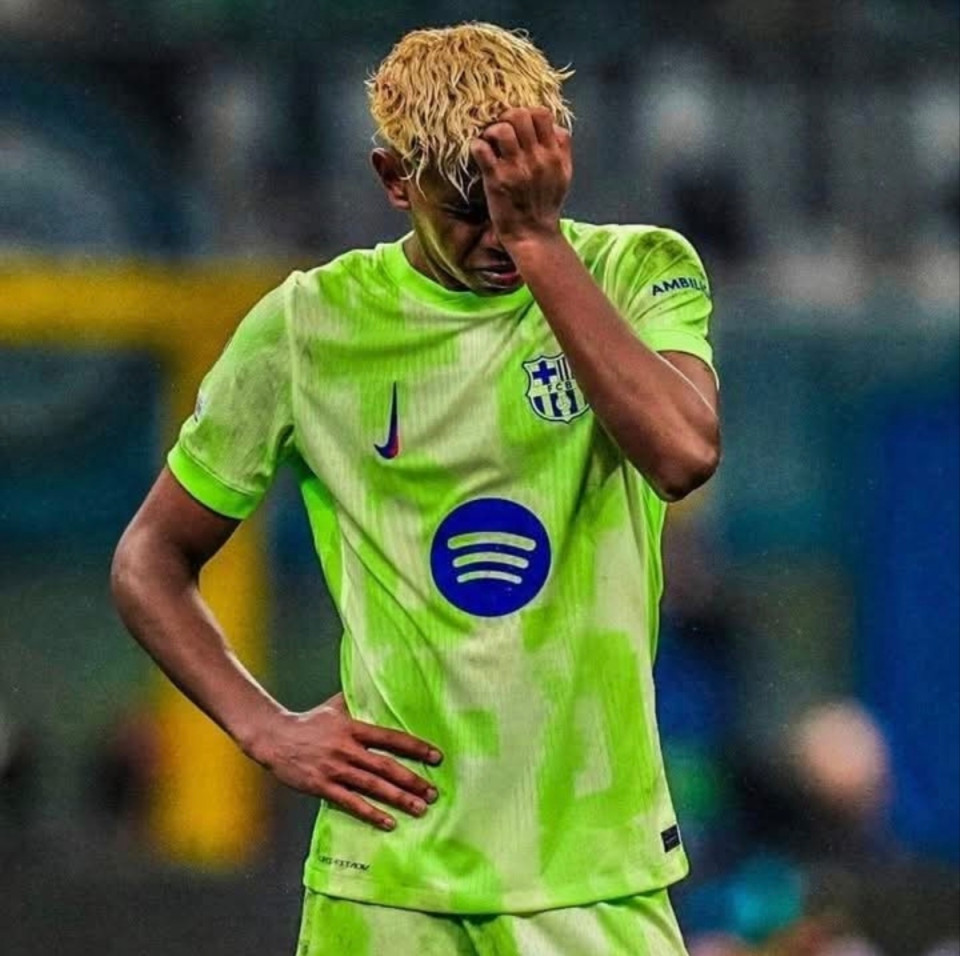 🦾 Lamine Yamal az alábbi idézetet osztotta meg az Instagramon: "Ha elesek, újra felállok, mert amikor semmim sem volt, a kemény munkámmal és szenvedélyemmel mindent megszereztem, így nem számít, hányszor esek el - harcosként is feltámadok.” 💪🤝🙏👀